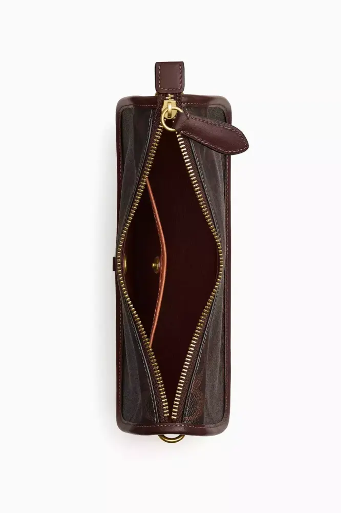 حقيبة COACH