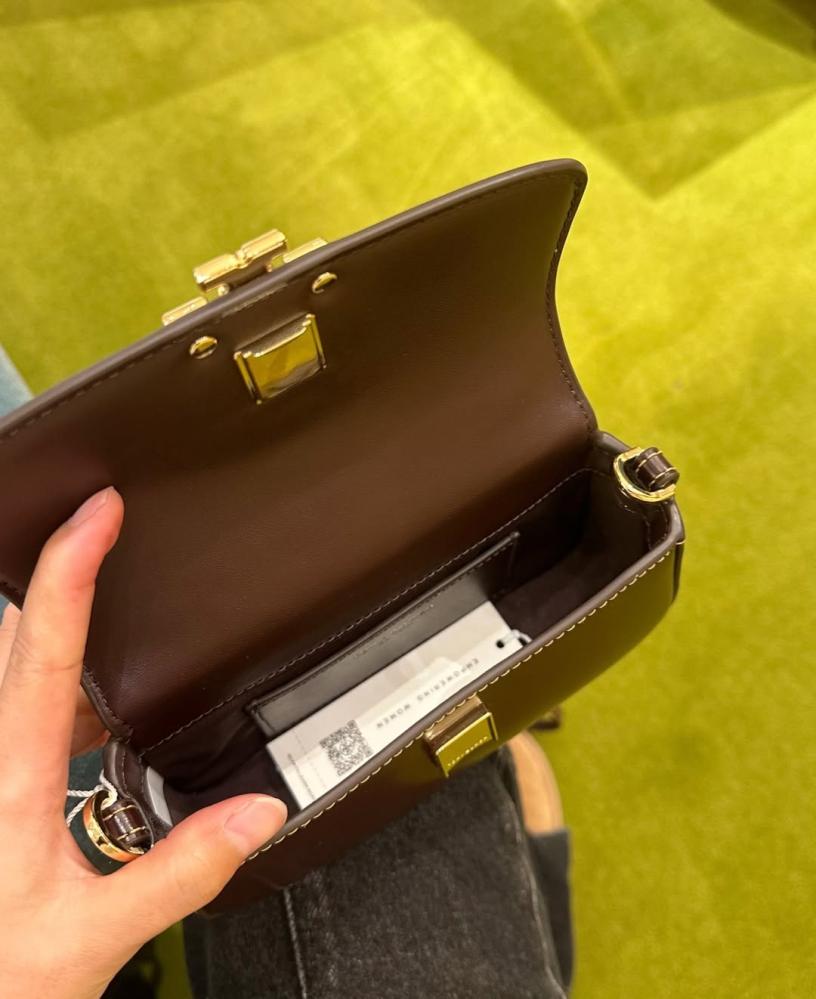 حقيبة Tory Burch