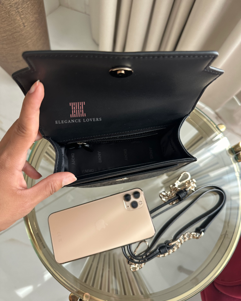 حقيبة DKNY
