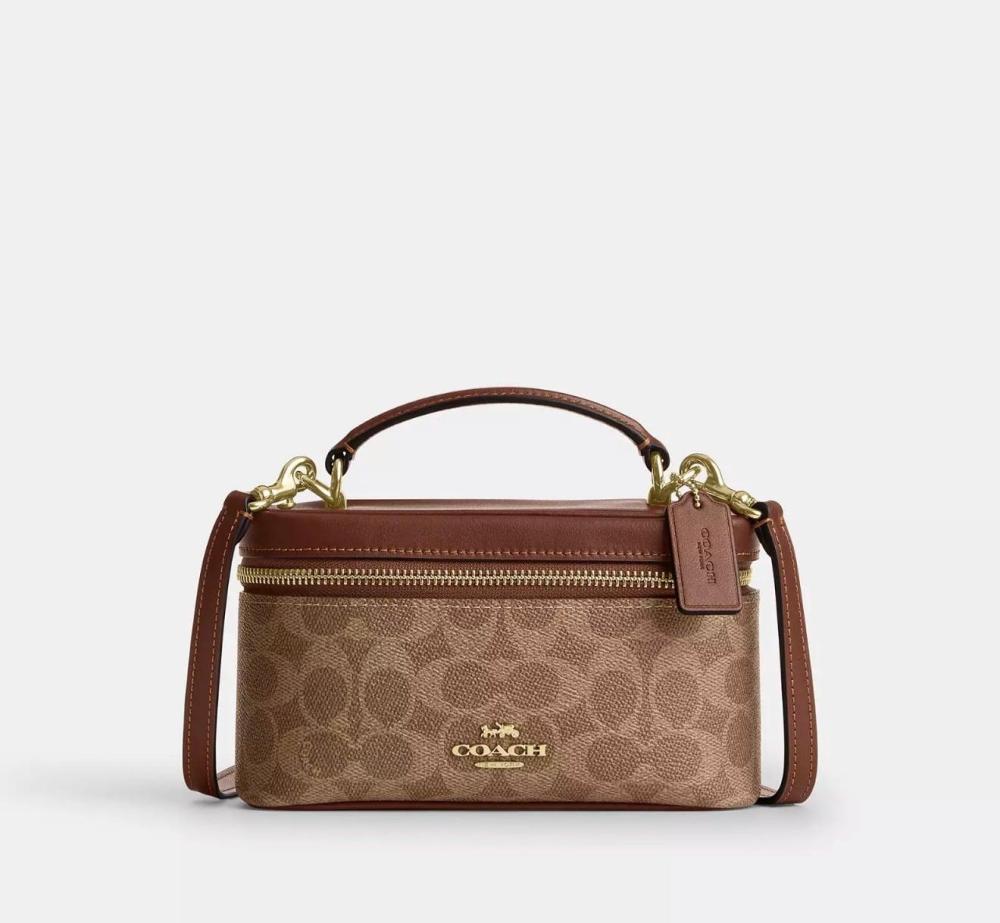 حقيبة COACH