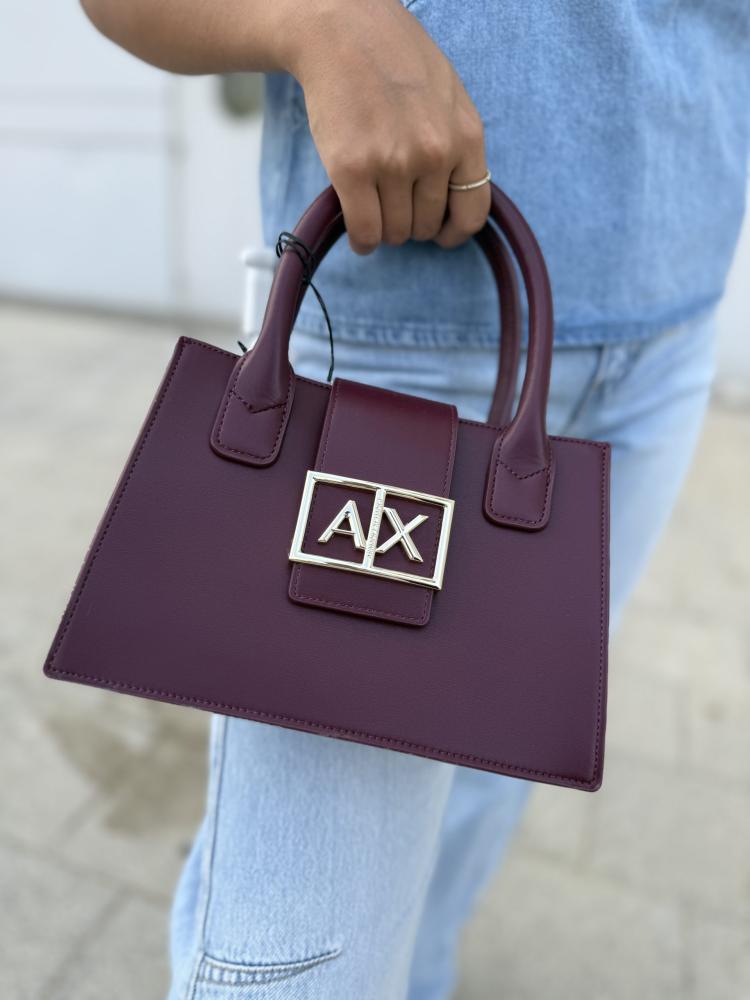 حقيبة Armani Exchange