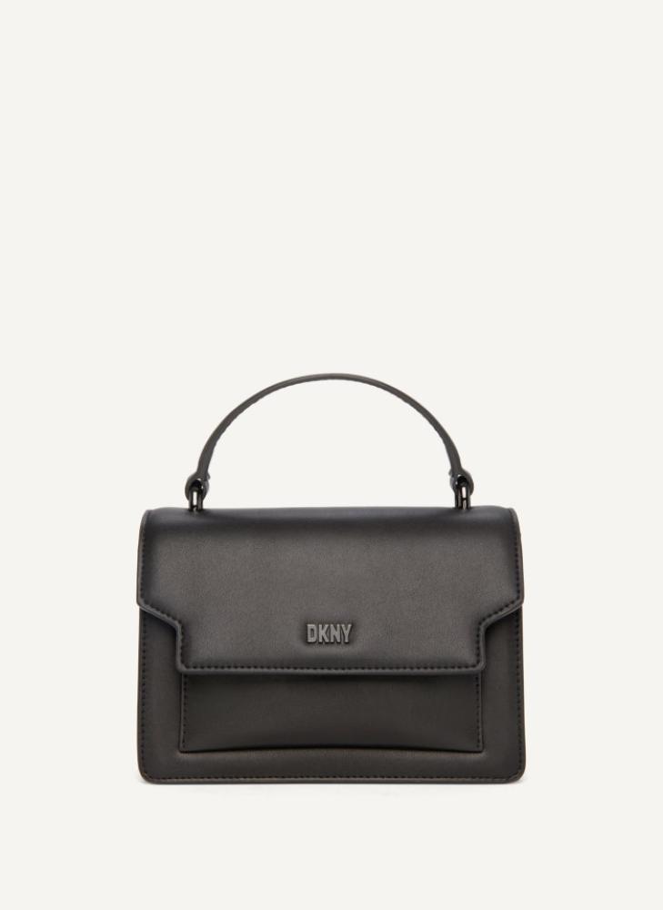 حقيبة DKNY