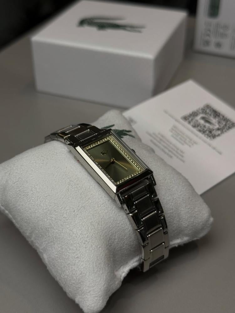ساعة Lacoste