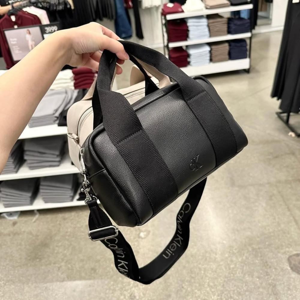 حقيبة Calvin Klein