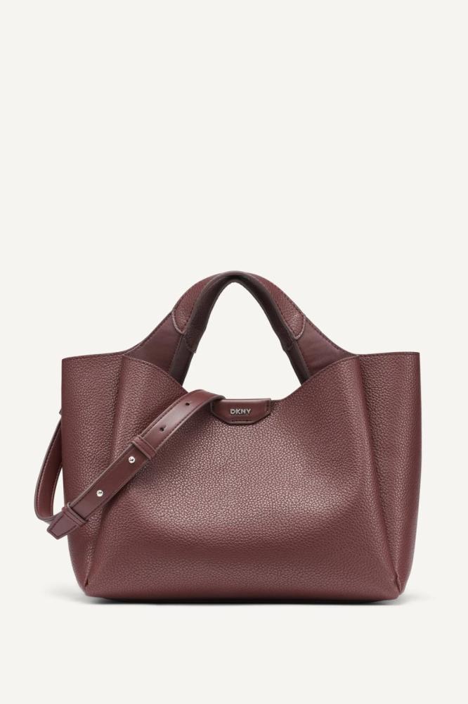 حقيبة DKNY