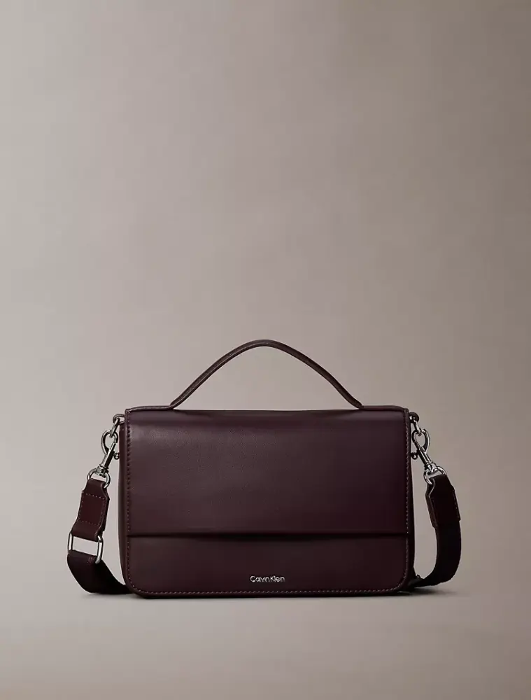 حقيبة Calvin Klein