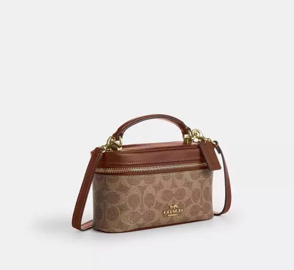 حقيبة COACH