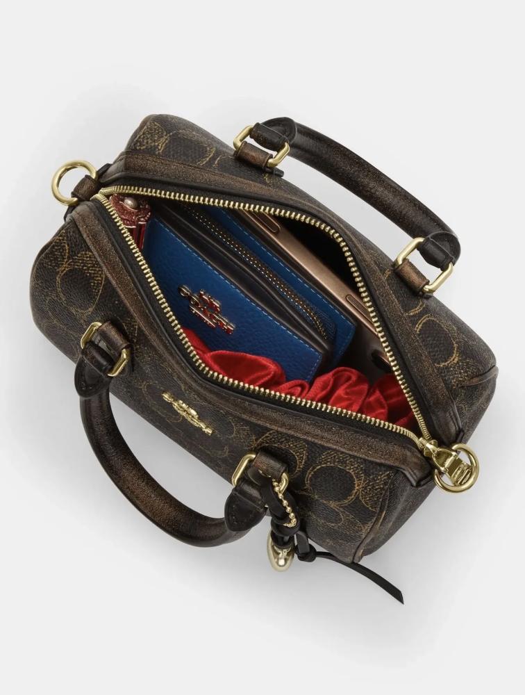 حقيبة COACH