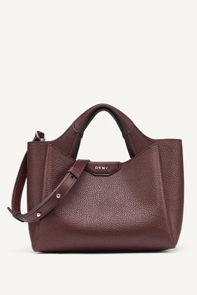 حقيبة DKNY