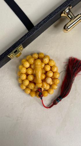 سبحه كهرمان قديم من 2016متغيير لونه  حر  سوبر صافي طبيعية