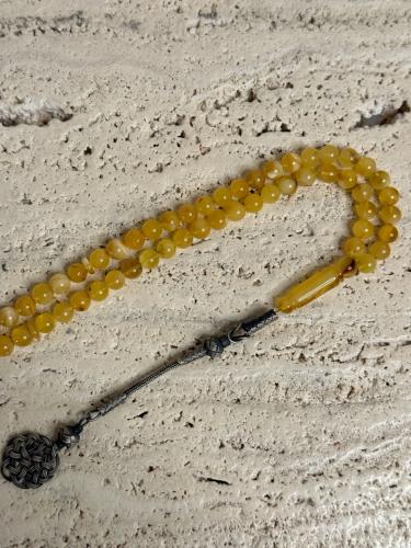 سبحه كهرمان حر شوائب خفيفة طبيعية