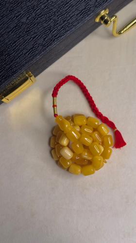 سبحه كهرمان قديم متغير لونه  حر  سوبر صافي طبيعية