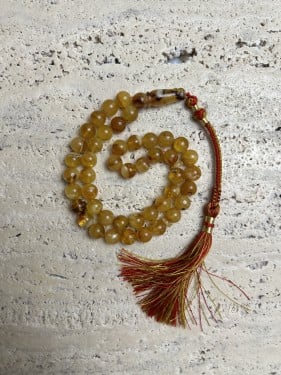 سبحه كهرمان حر شوائب طبيعية