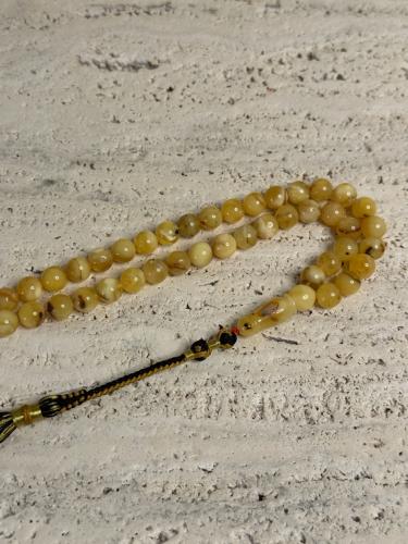 سبحه كهرمان حر شوائب خفيفة طبيعية