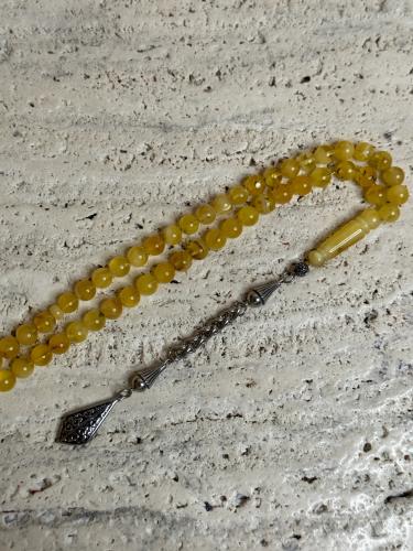 سبحه كهرمان حر شوائب خفيفة طبيعية