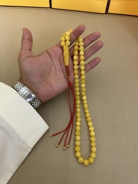 سبحه كهرمان حر شوائب خفيفة طبيعية