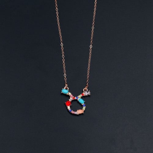 قلادة برج الثور بأحجار الزيركون ملونة ومطلية بالذهب من مجموعة نفيس هدايا مجوهرات هدية نسائية فاخرة