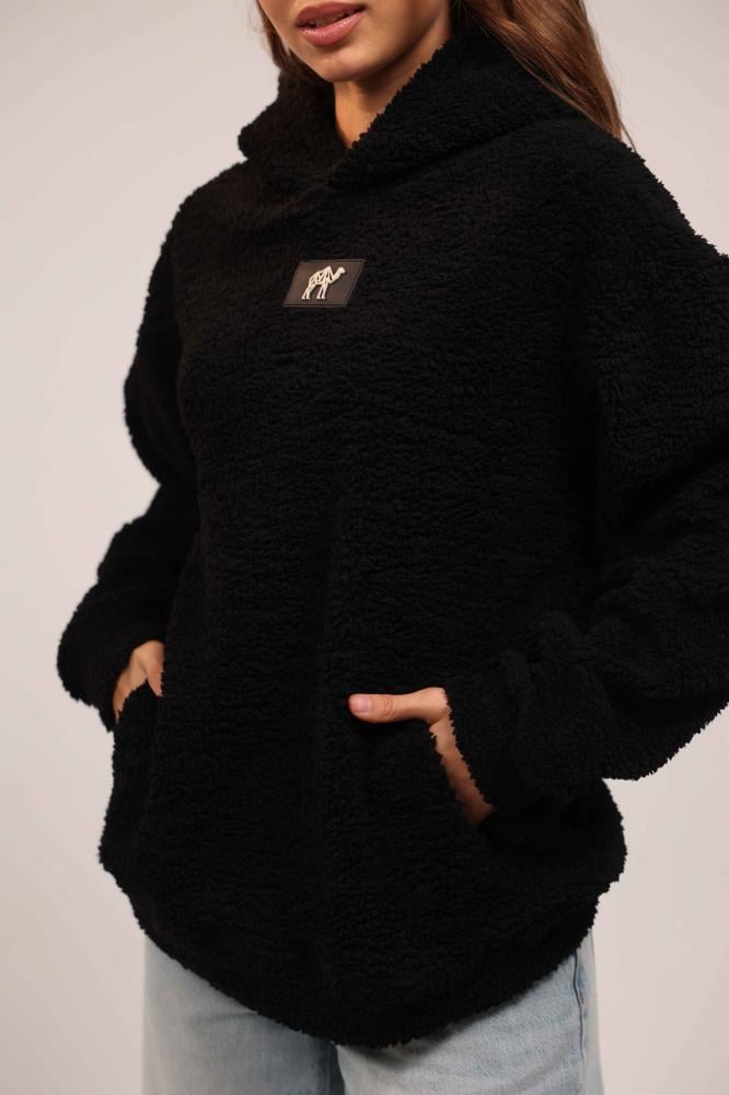 Product Background-هودي اسود فرو