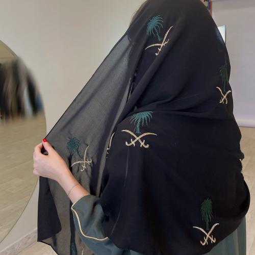 طرحه اسود اليوم الوطني مزخرف