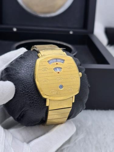 ساعة قوتشي رجالية