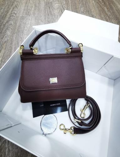 شنطة نسائية