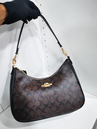 شنطة نسائية