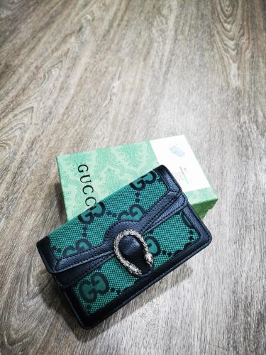 شنطة نسائية