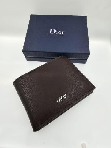 ديور بوك للجنسين