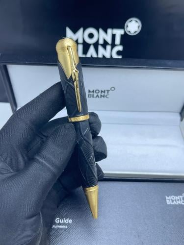 قلم مونت بلانك درجة أولى