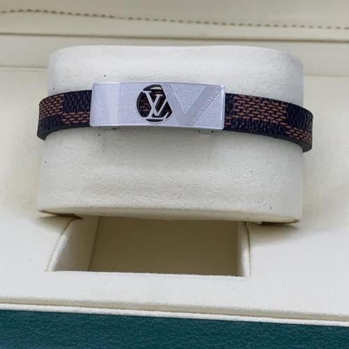 إسورة لويس فيتون الرجالية