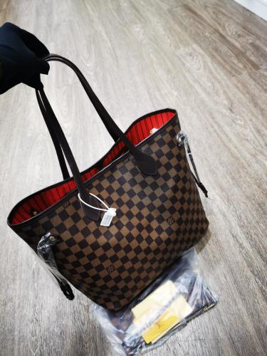 شنطة لويس فيتون