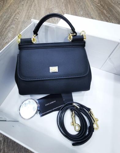 شنطة نسائية