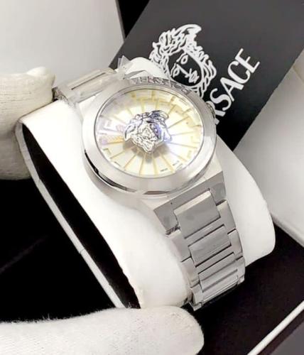 فيرزاتشي نسائية