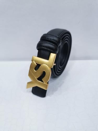 حزام إيف سان لوران