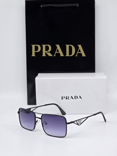 نظارة برادا