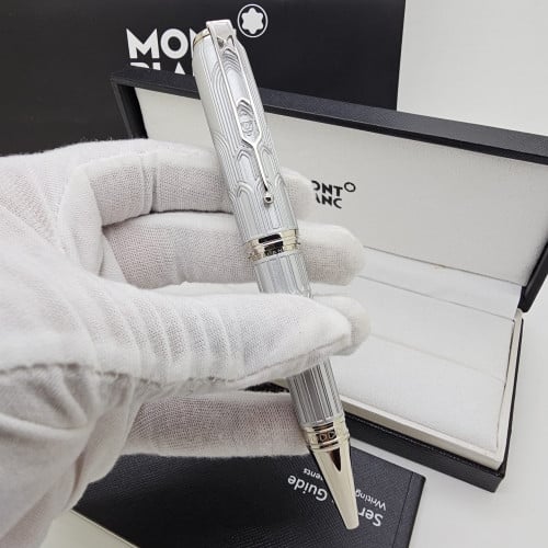 قلم مونت بلانك درجة أولى