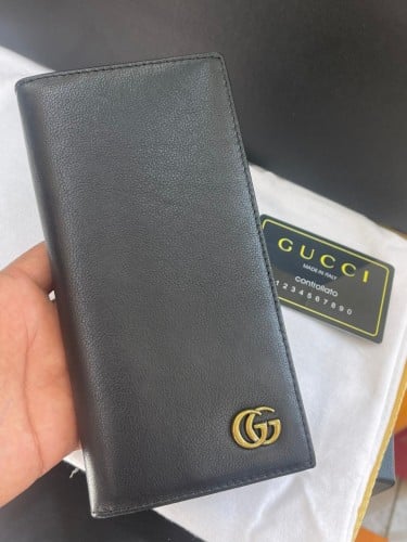 محفظة غوتشي درجة أولى