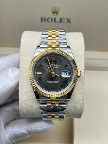 ساعات نسائية