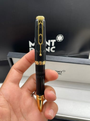 قلم مونت بلانك درجة أولى