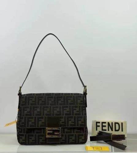 شنطة فندي درجة أولى