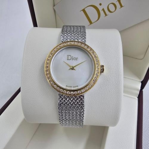 ساعة ديور النسائية