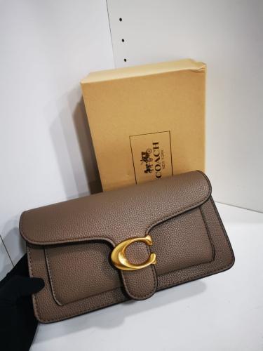 شنطة نسائية كوتش