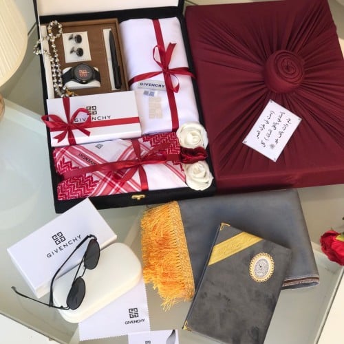 بوكس جيفينشي مع هدية رمضان