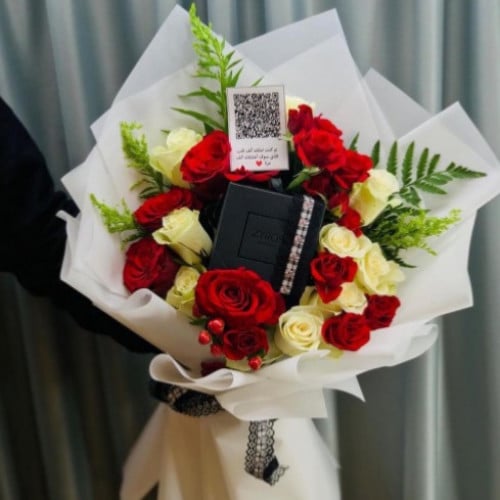 ساعة زايروس نسائية