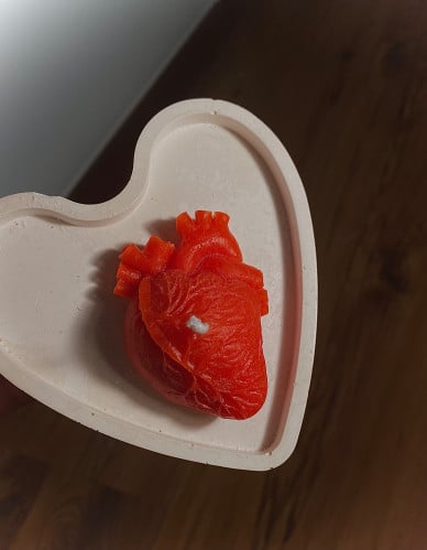 Heart candle