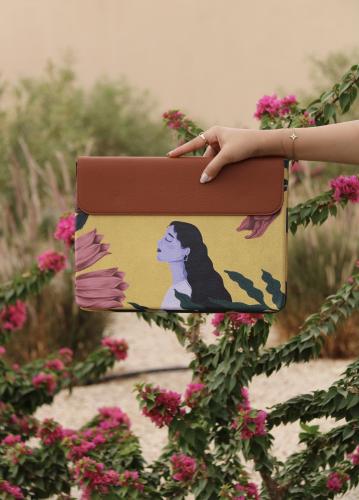 Laptop Sleeve - Yellow Lady