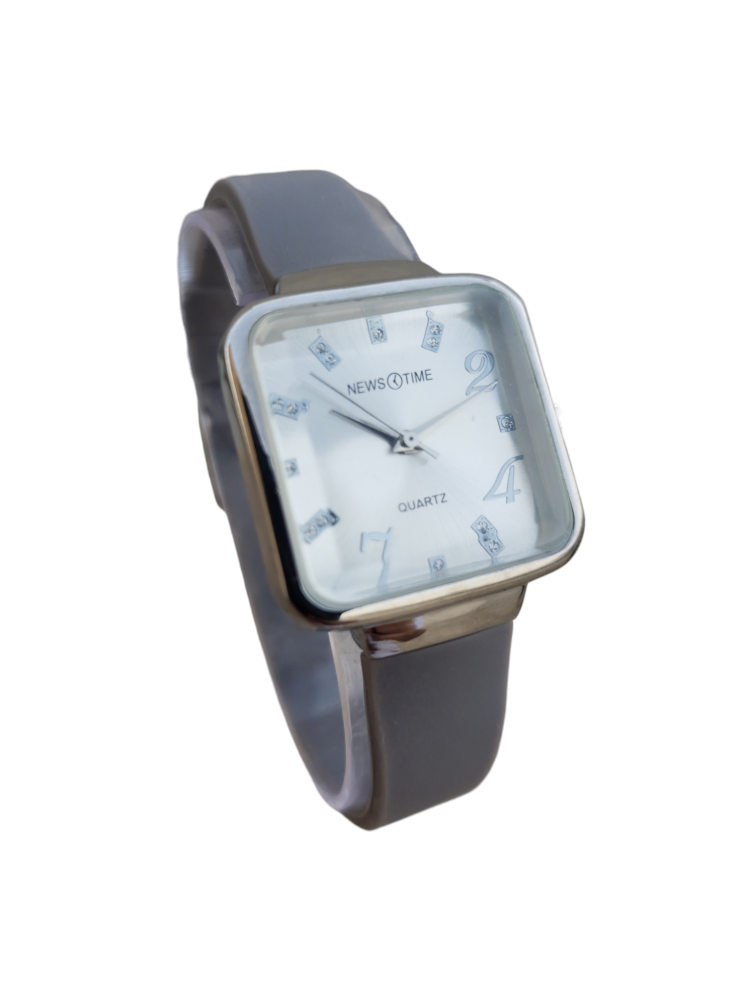 ساعة يد ولادي نيوز تايم مربع عقارب