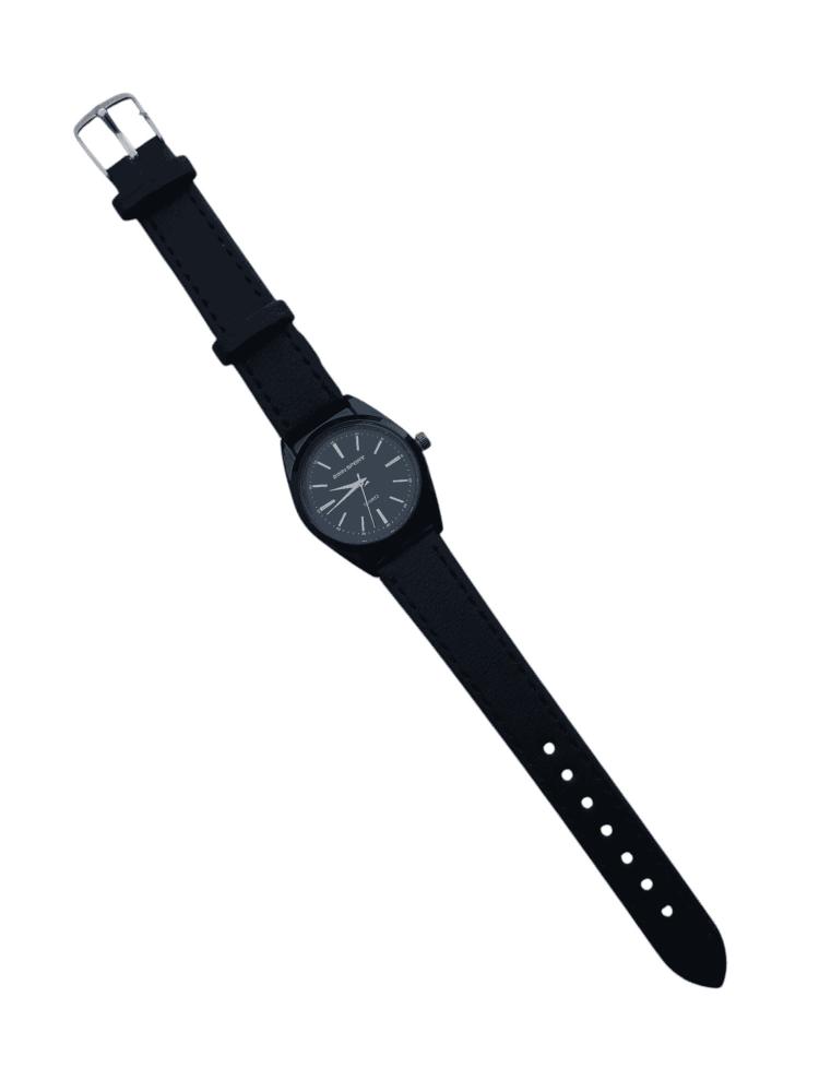 ساعة جلد شبابي ولادي عقارب