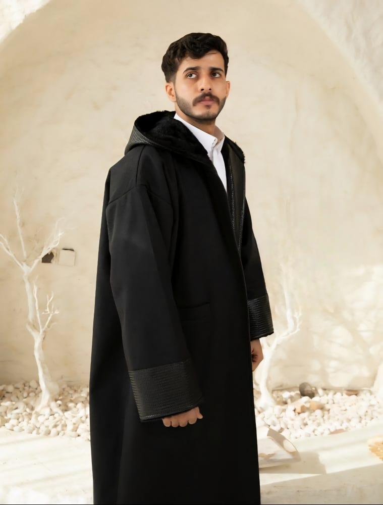 فروات رجالي جوخ مع حواف جلد