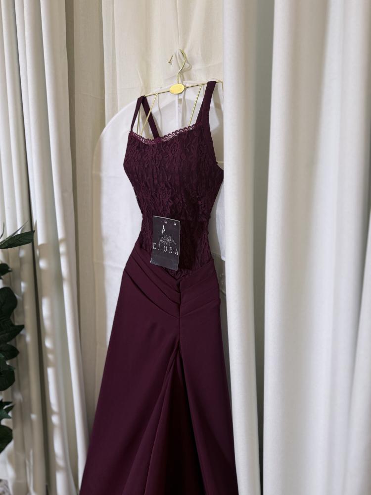 فستان دانتيل عنابي